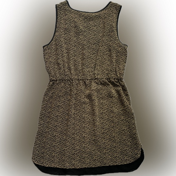 ANA breathable dress in tan & black, large - Picture 5 of 5